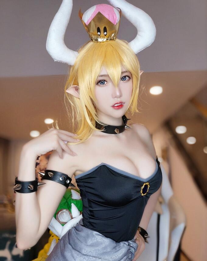 腐团儿cosplay高清库巴姬写真福利 二台男友视角大尺度性感图片