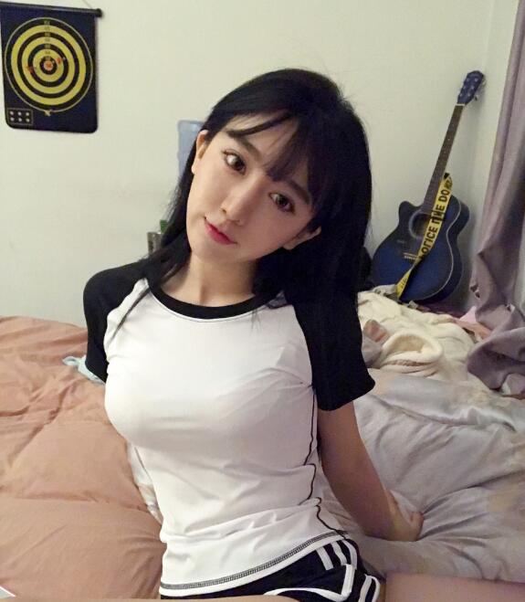 吃鸡女主播呆妹儿小霸王个人图片写真 斗鱼呆妹儿福利套图